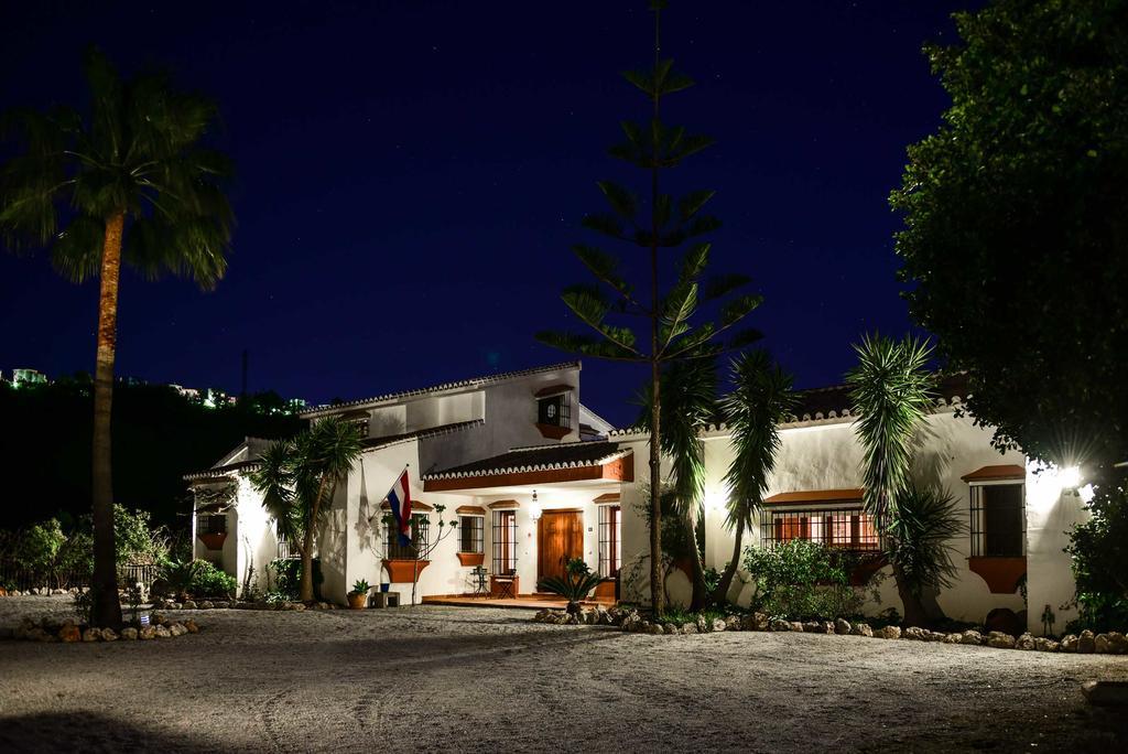 La Perla de Frigiliana Bed&Breakfast Deluxe Luaran gambar